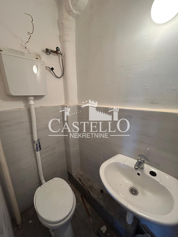 WhatsApp Image 2025-11-18 at 20.52.10 (4)